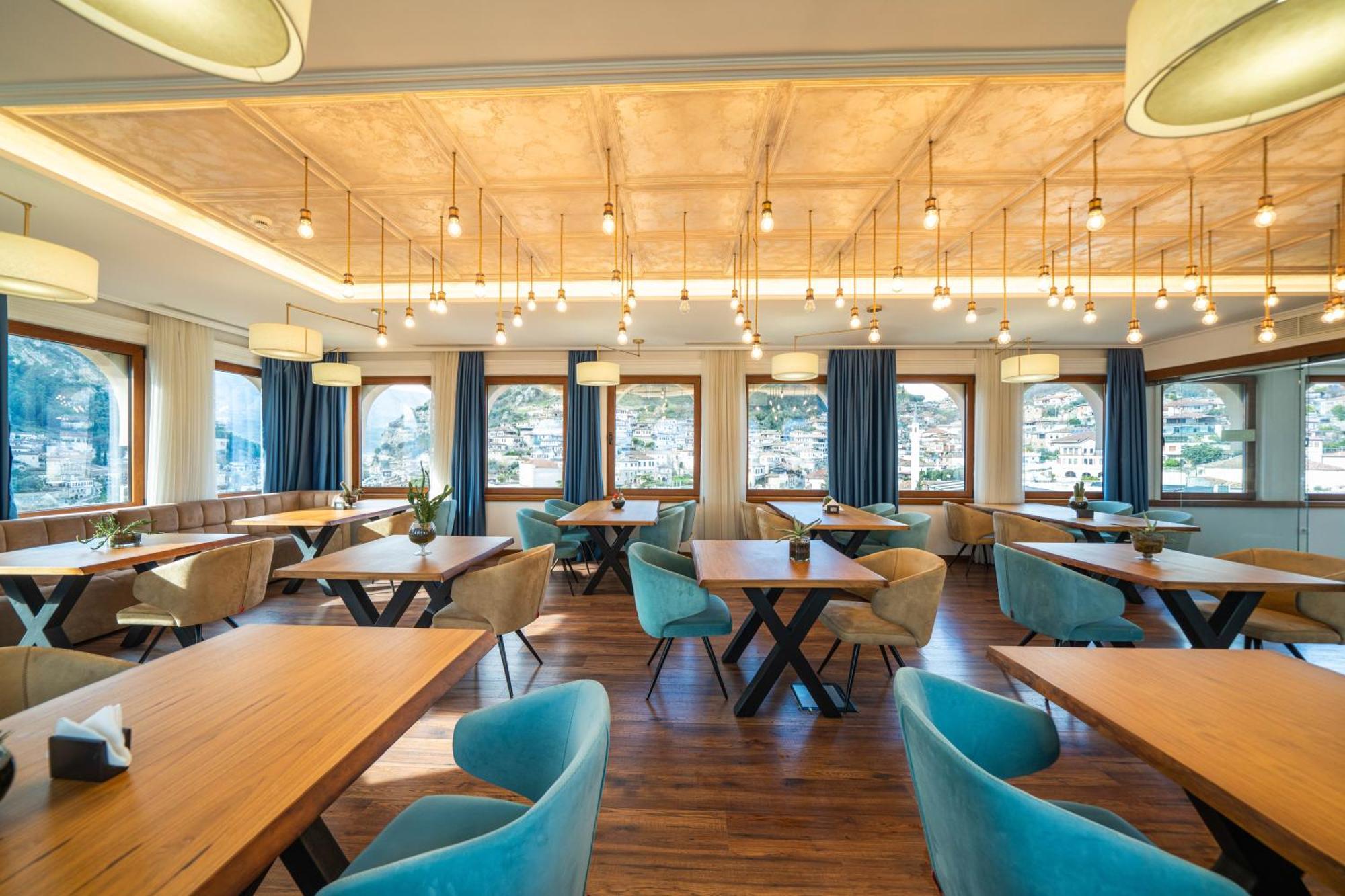 Merko Hotel Berat Eksteriør billede